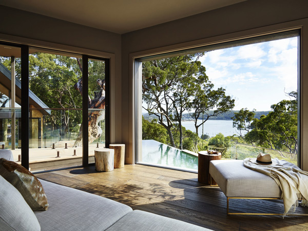 the main guest loungeof Pretty Beach House