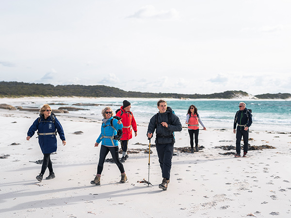 Bay of Fire walk participants