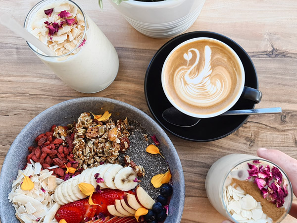 coffee and breakfast at Greenhouse on Flora, Sydney