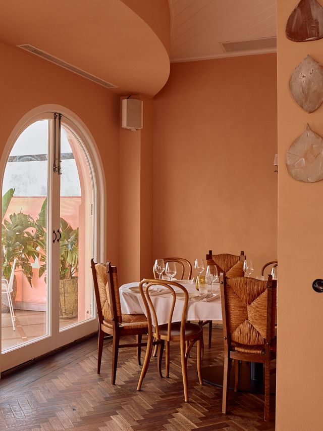 inside the Alzado restaurant in Bondi Beach