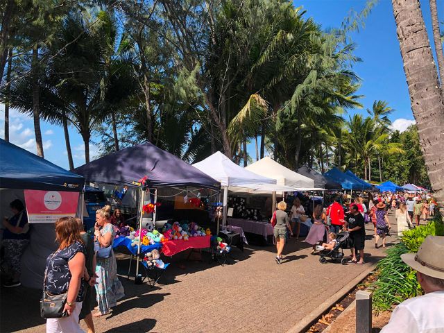 Palm Cove Markets, Cairns