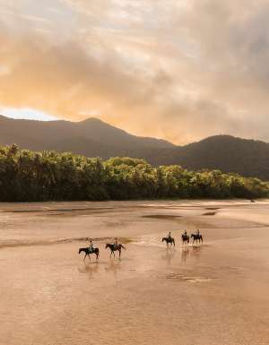 Cape Trib Horse Rides, Myall Beach