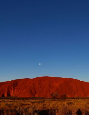 A solar eclipse will be visible above Uluṟu – how to time your trip