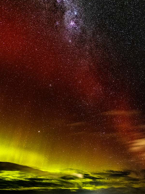 star bathing under the aurora australis and stars in tasmania
