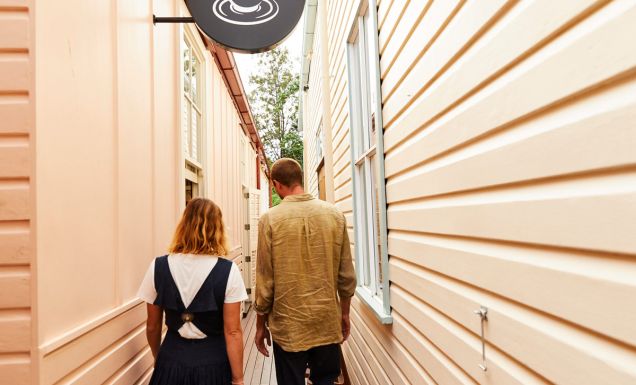 A couple at Bastion Lane Espresso in the Tweed town of Uki