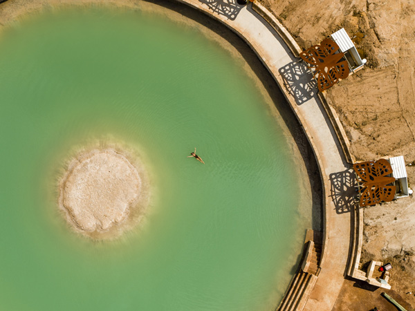 Wave Rock Salt Baths in Western Australia