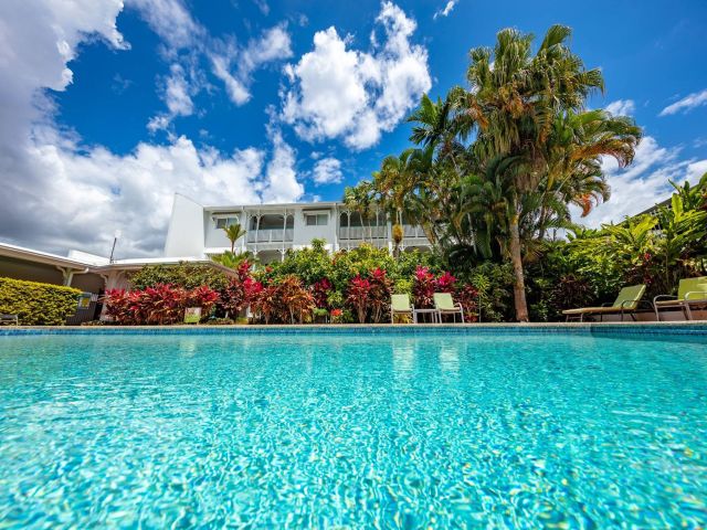 the pool at City Terraces Cairns