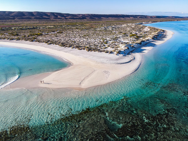 the Turquoise Bay on the Southwest Edge Loop