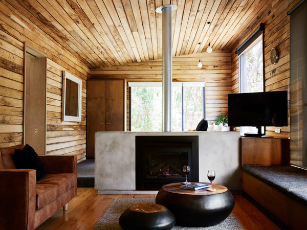 a Down Under Log Cabin in the Grampians/Gariwerd