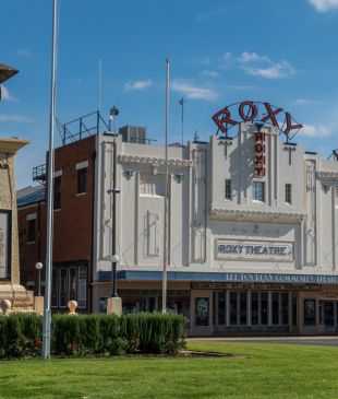 <p>20 <i>retro cinemas</i> in <strong>Australia</strong> to step back in time</p>
