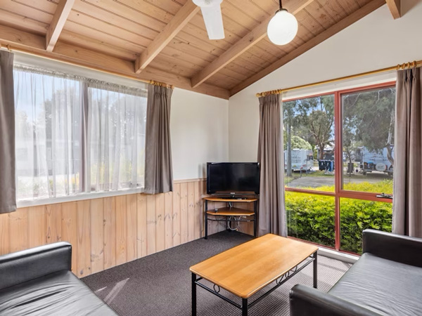 a cosy cabin at Discovery Parks Melbourne