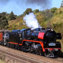 The red kiama vintage train on route