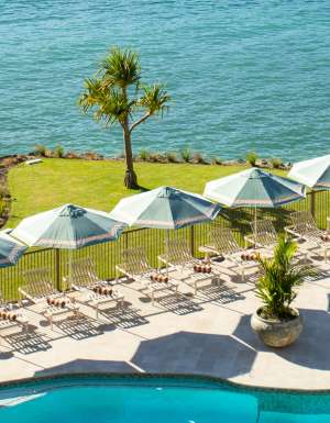 The Sundays Overlooking the pool in Hamilton Island