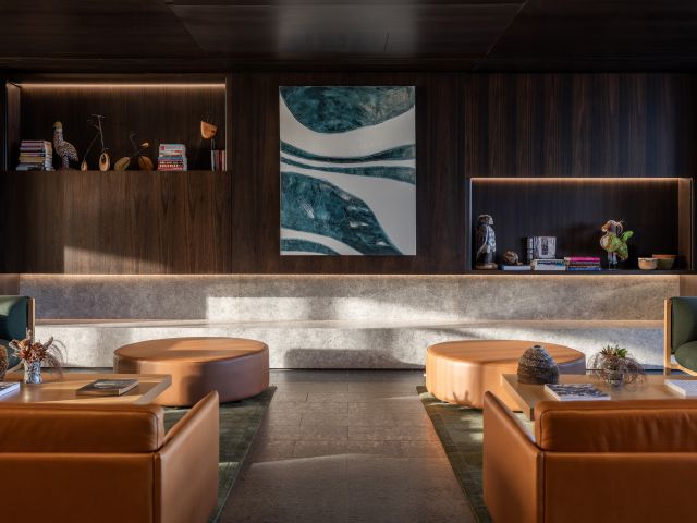 the library nook at Wonil Hotel Perth