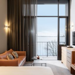 the premier king room with river view at Wonil Hotel Perth