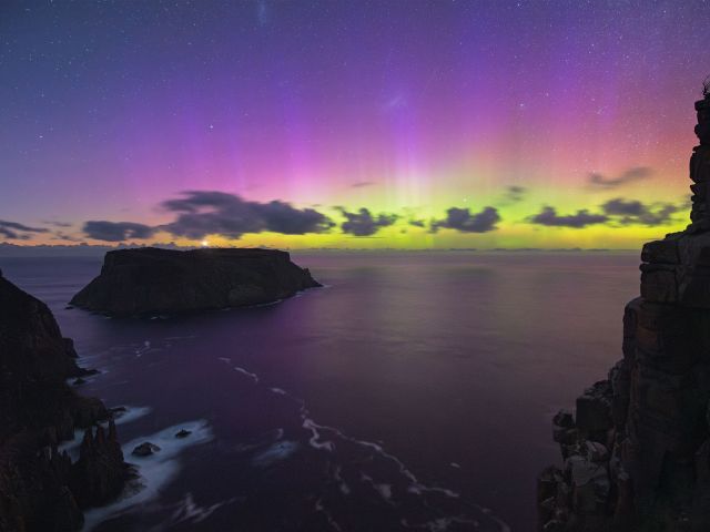 Aurora Australis over Tasman Island