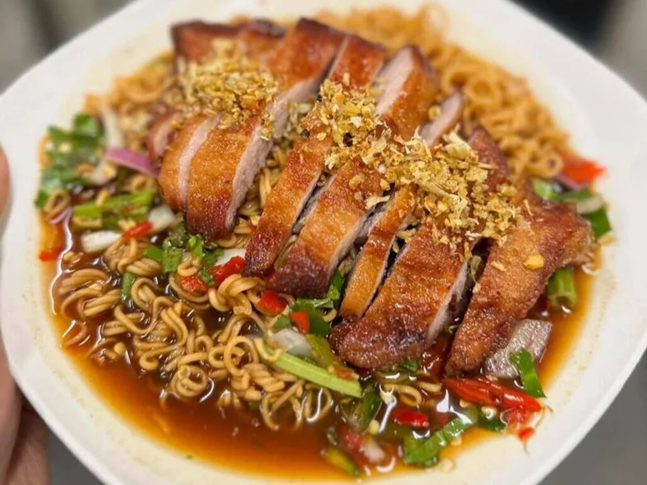 Yum Mama Kor Moo Thod noodles at Soi 38