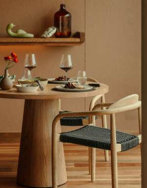 Barragunda Dining interior