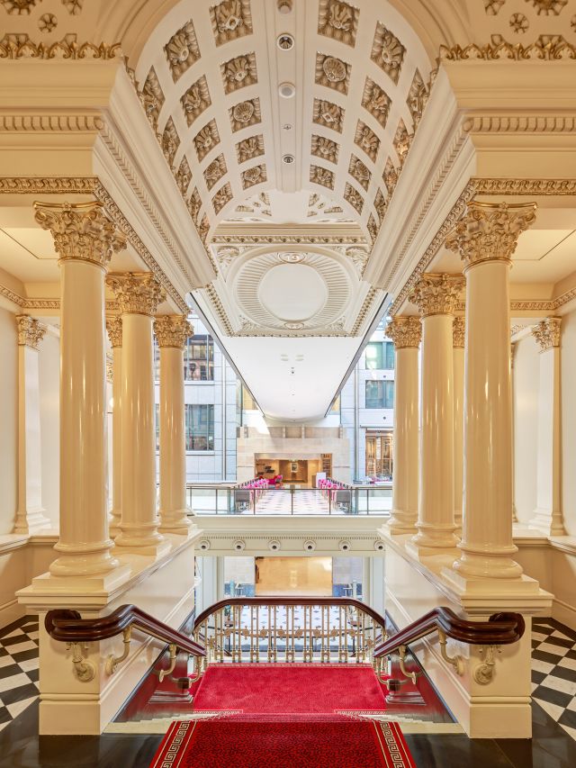 the Fullerton Hotel Sydney lobby