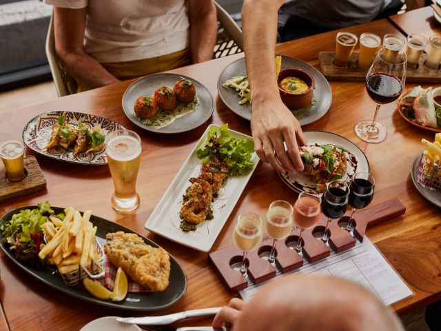 dining at Pomonal Estate