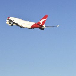 Qantas takes off in Sydney