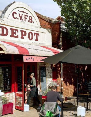 Diners at Saint Florian in Castelmaine