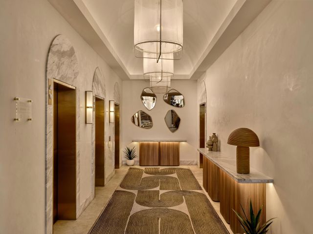 Brighton Hotel elevator