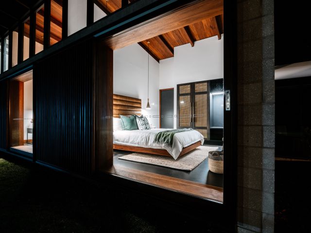 the bedroom at Somnium Bingie