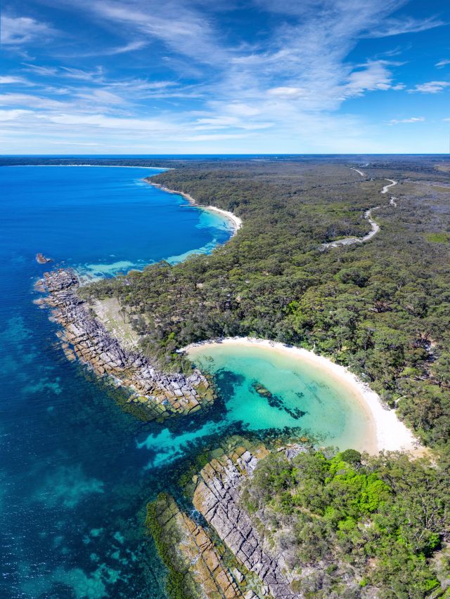 Honeymoon Bay, Jervis Bay from above