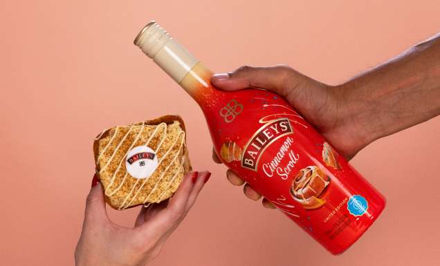 simply mikes baileys cinnamon scroll