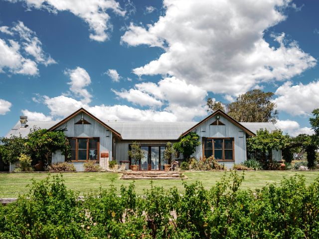 The exterior of Zin House, soon to be Zin - Food & Wine