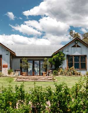 The exterior of Zin House, soon to be Zin - Food & Wine