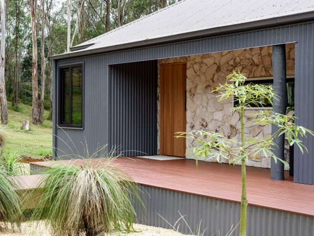 the exterior of Cedars Mount View Villa Lorea, Hunter Valley