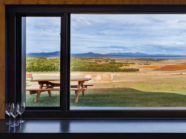 Devil's Corner winery in Freycinet, Tasmania