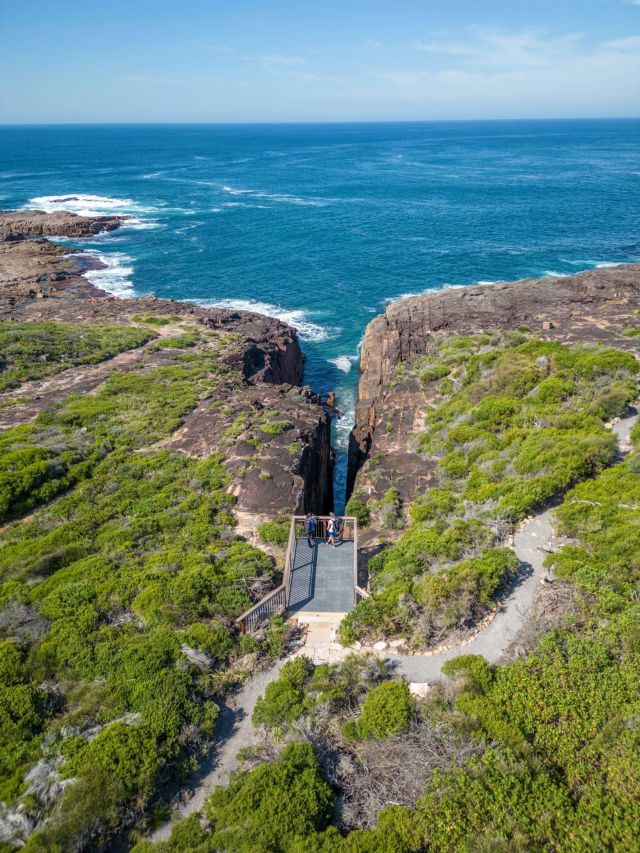 the Slot Canyon lookout, Tomaree Coastal Walk
