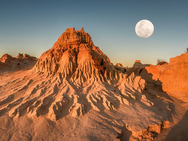 Walls of China, Mungo National Park