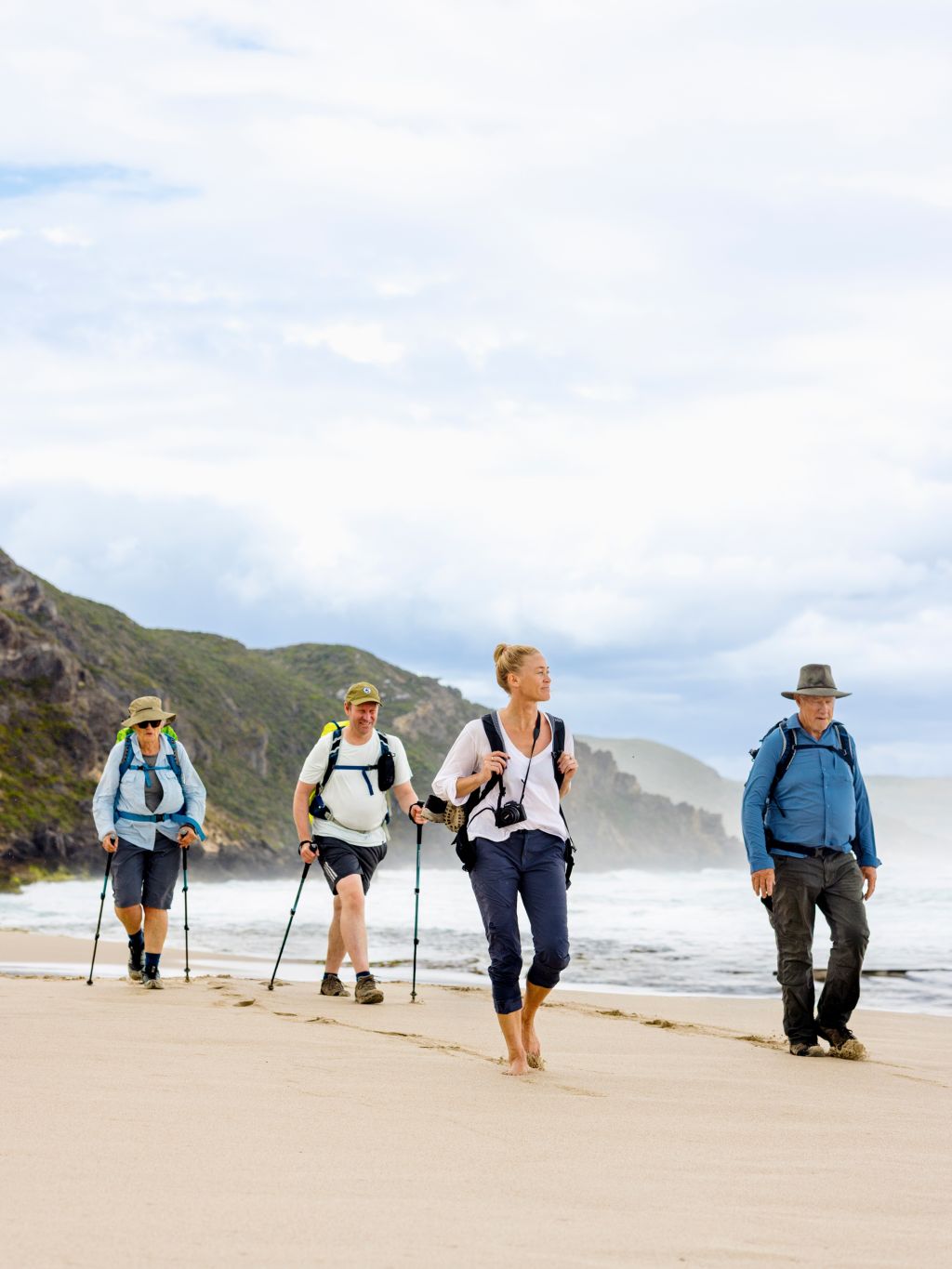hikers walking along the beach, Bibbulmun Track