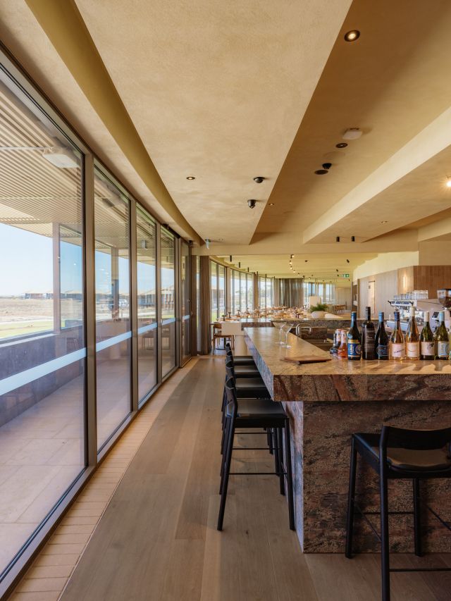 Safari Lodge Bar at Monarto Safari Resort