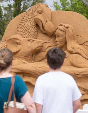 Alice in Wonderland with dodo and mouse sand sculpture for sand sculpture trail in Echuca