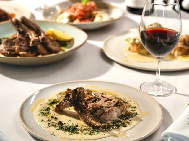 food and wine at Opa Echuca