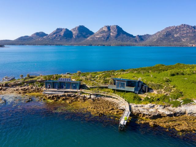 Picnic Island from above