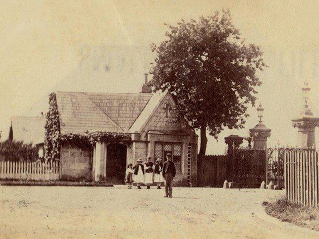 The gatekeeper’s cottage in the Royal Botanic Garden Sydney.