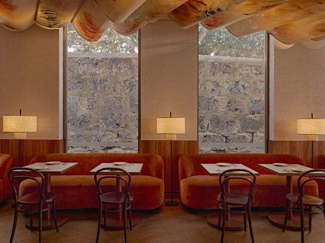 the Anglesea restaurant, Garde Hotel, Fremantle