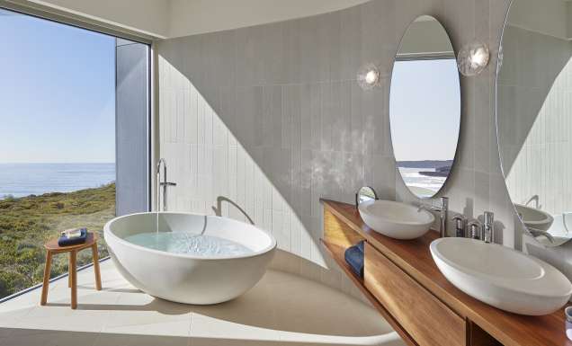 Southern Ocean Lodge bathroom