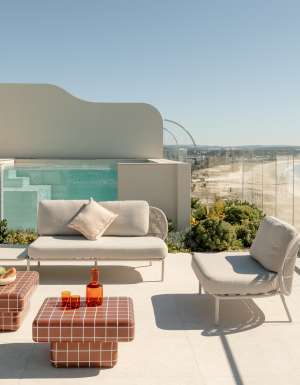 Rise Kirra Point pool terrace