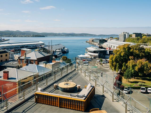 The Tasman aurora suite terrace