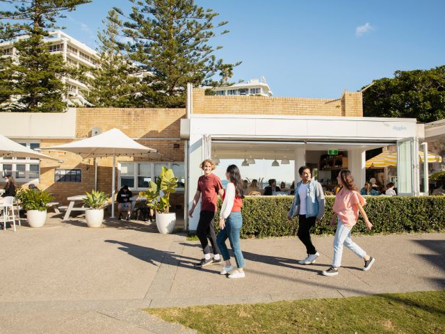 the exterior of Diggies Cafe, North Wollongong