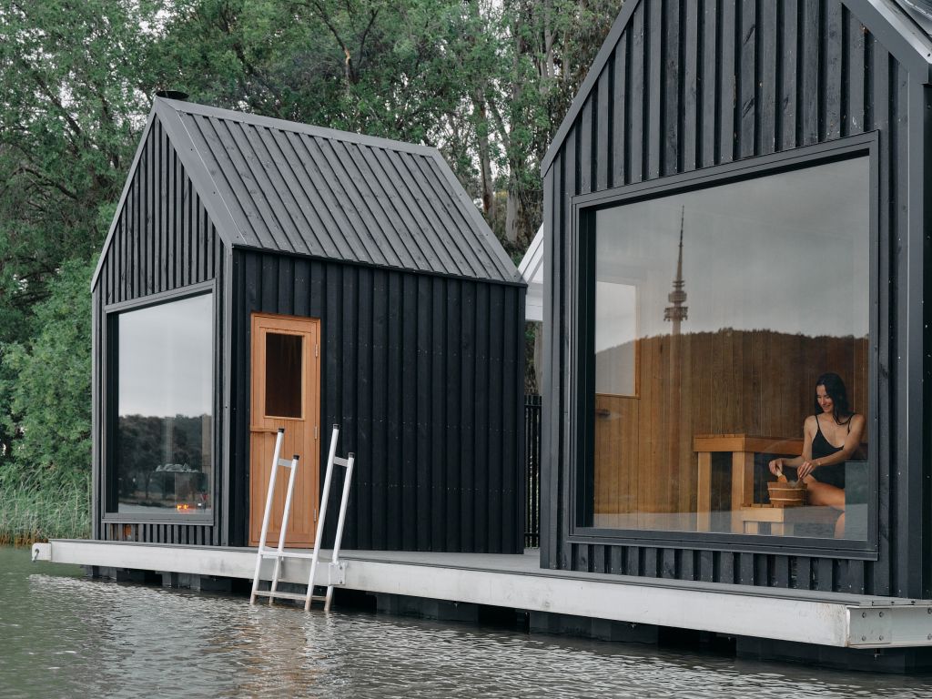 floating sauna at Lake Burley Griffin