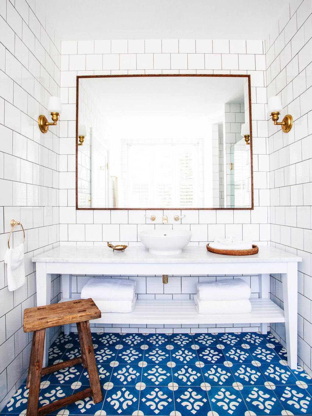 Halcyon House bathroom interior