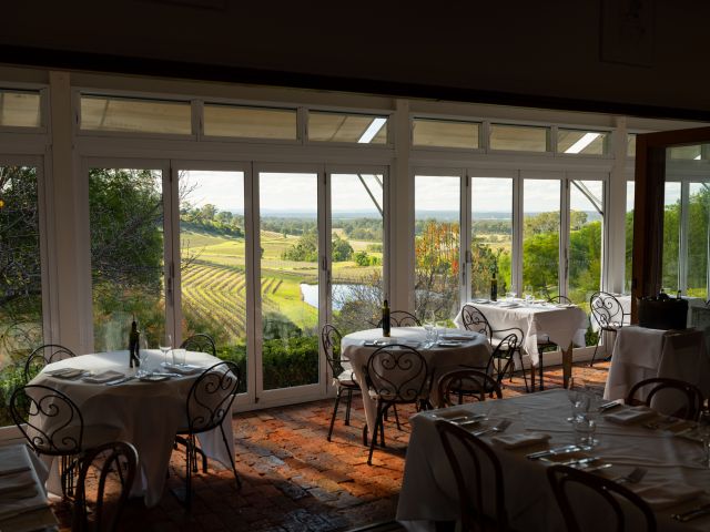 Bistro Molines, Mount View